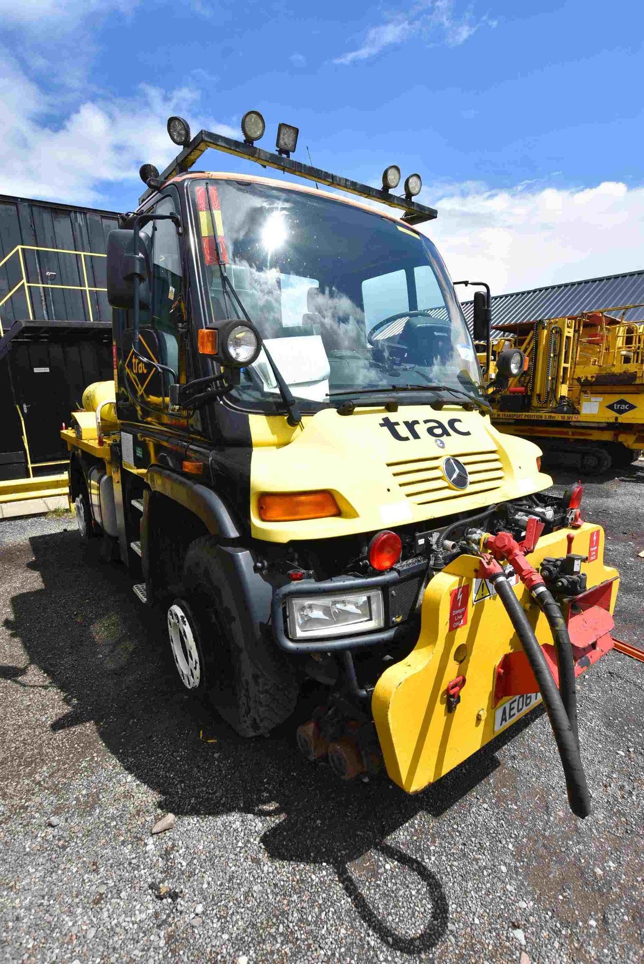 Mercedes Benz UNIMOG U400 4x4 ROAD RAIL LHD SHUNTE - Image 4 of 22