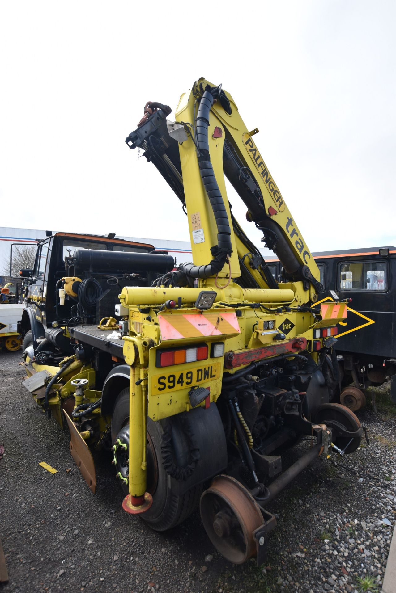 Mercedes Benz UNIMOG U1650L ROAD RAIL 4x4 LHD SHUN - Image 8 of 15