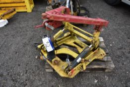 Unimog Hydraulic Mounting Bracket Attachment, lot