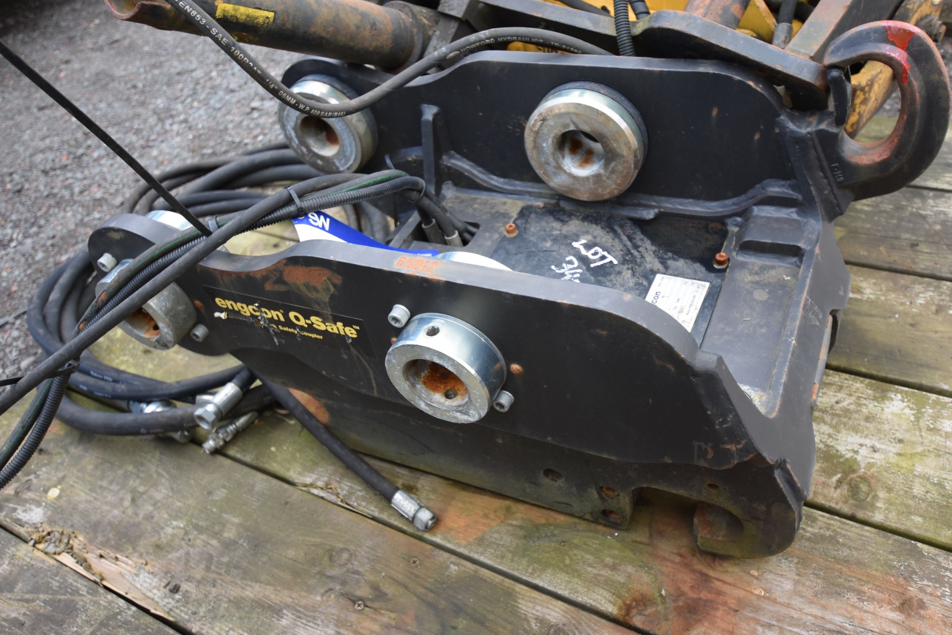 Engcon 0560-KOMATSU Quick Hitch, serial no. M65242 - Image 2 of 3