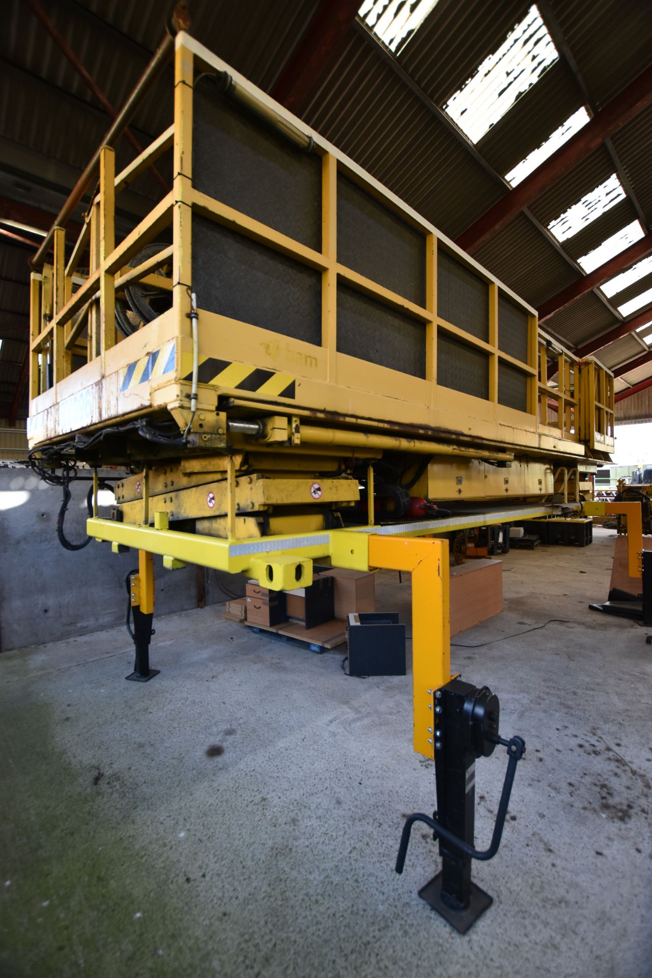 Schorling Buhne DEMOUNTABLE SCISSOR LIFT EXTENDING - Image 4 of 7