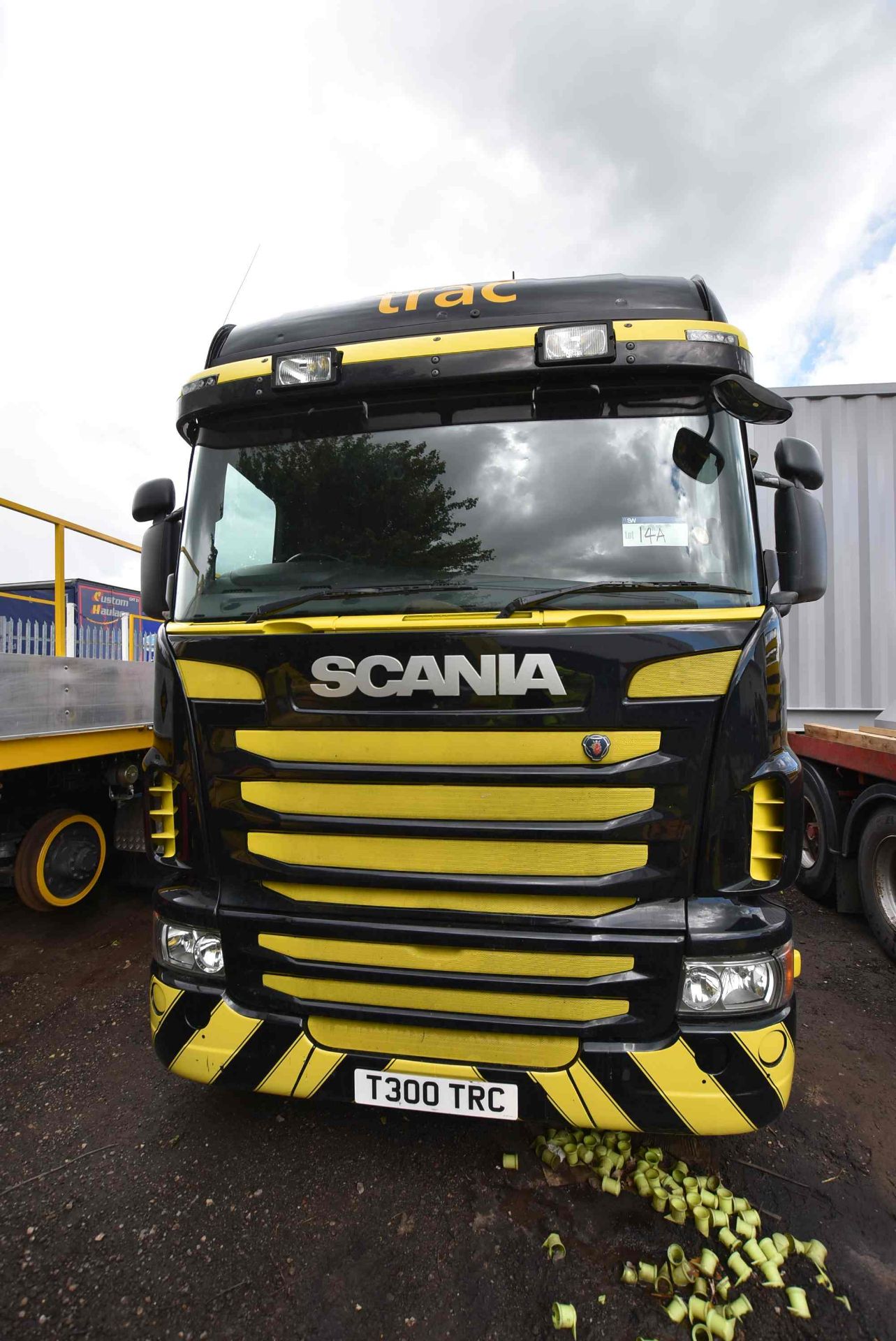 Scania R440 8x2 CHEESE WEDGE BEAVERTAIL PLANT TRAN - Image 10 of 21
