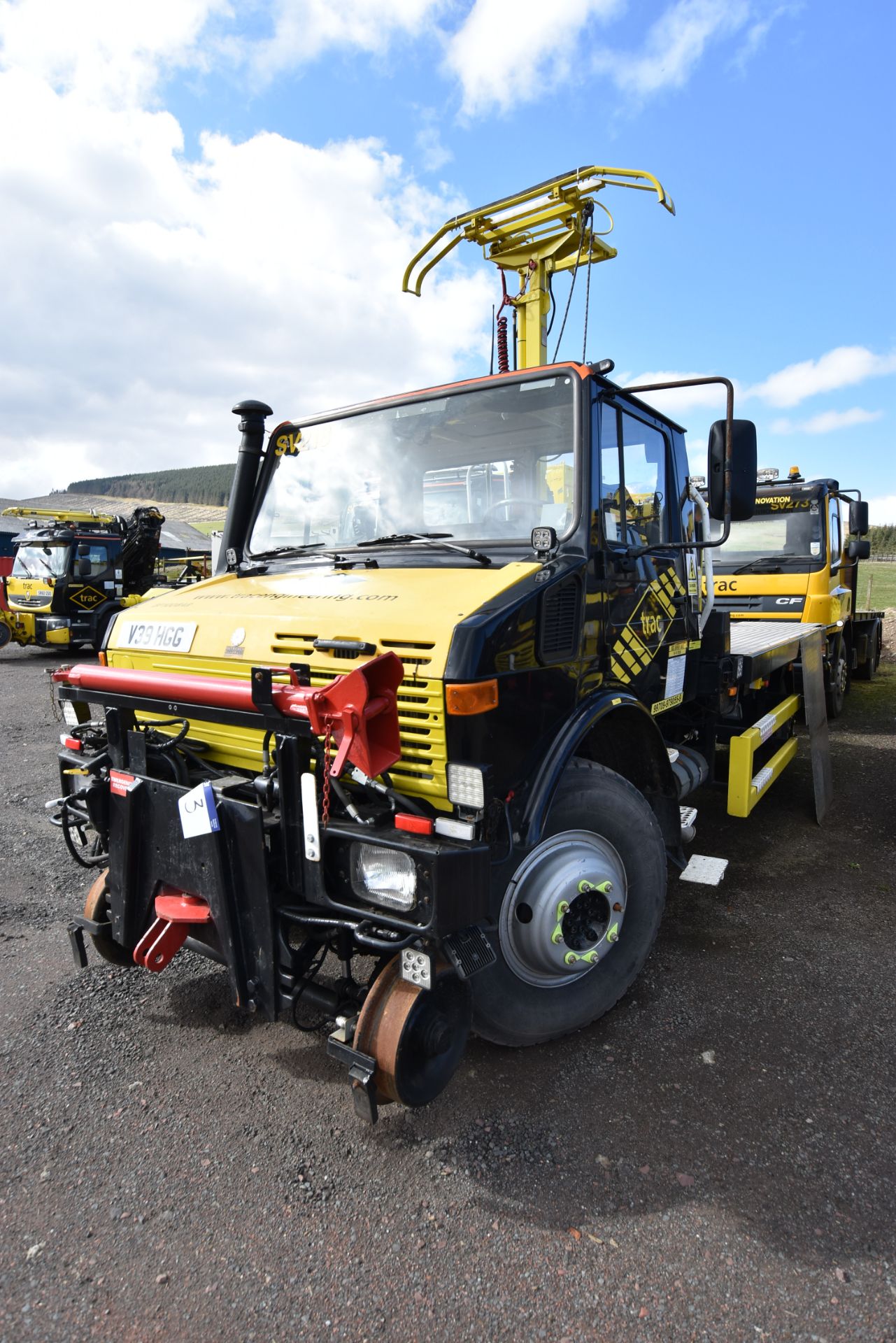 Mercedes Benz U1650L UNIMOG ROAD RAIL 4x4 LHD UTIL - Image 2 of 18