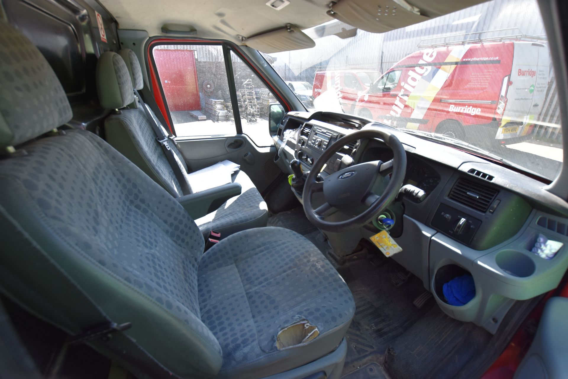 Ford TRANSIT 85T280 FWD SWB TDCi MEDIUM ROOF PANEL VAN, reg no. NJ58 NKP, date first registered 16/ - Image 5 of 6