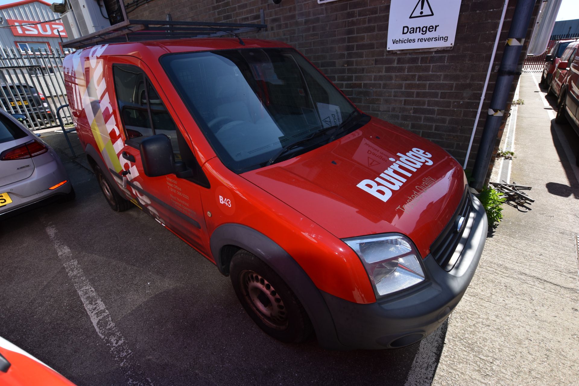 Ford CONNECT 200 SWB TDCi 75ps LOW ROOF CAR DERIVED VAN, reg no. YF63 NWR, date first registered