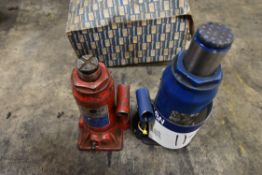 Two Hydraulic Bottle Jacks