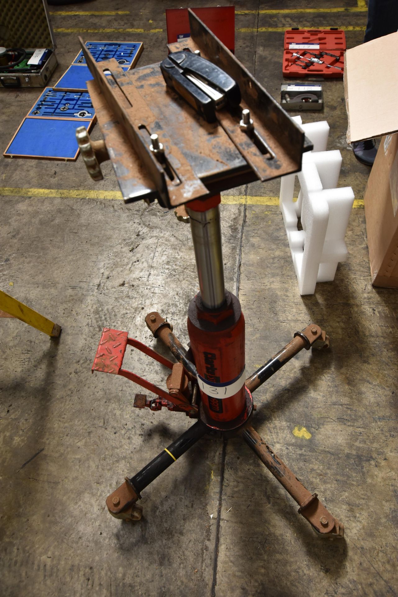 Clarke Mobile Hydraulic Transmission Jack