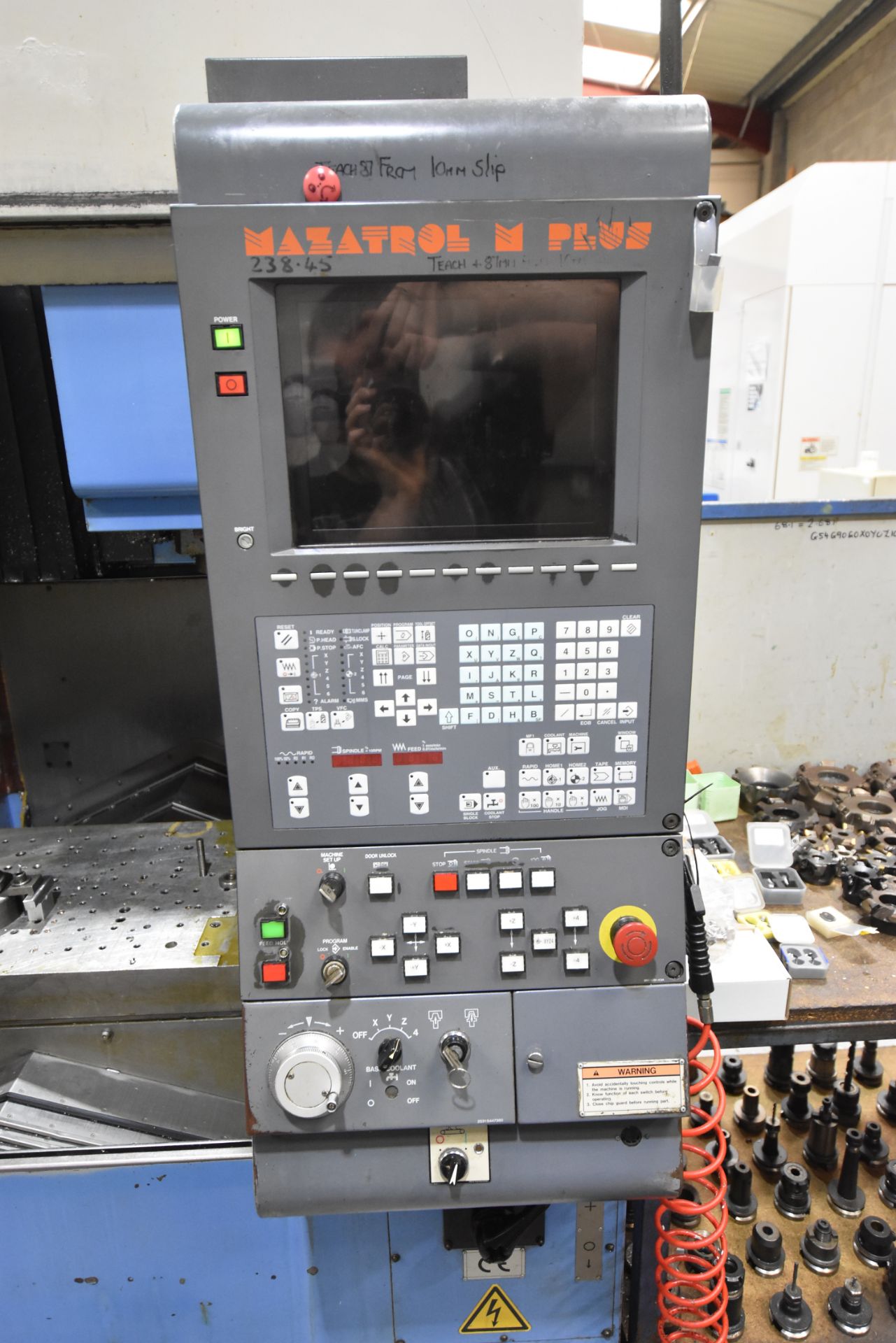 Mazak FJV-20 THREE AXIS CNC VERTICAL MACHINING CEN - Image 10 of 19