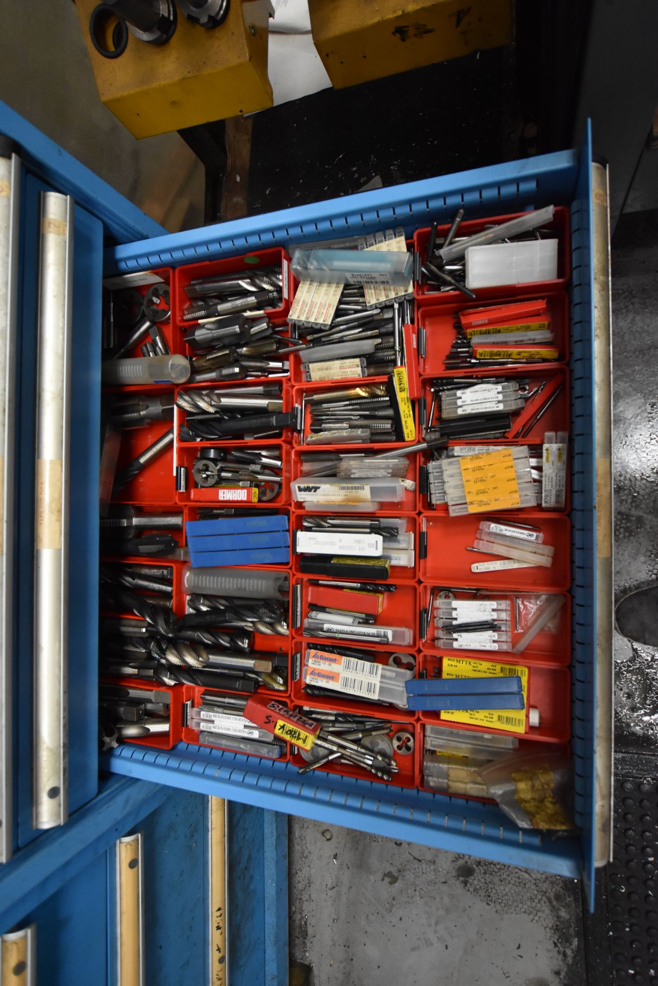 Contents of Multi-Drawer Cabinet, including mills - Image 8 of 11