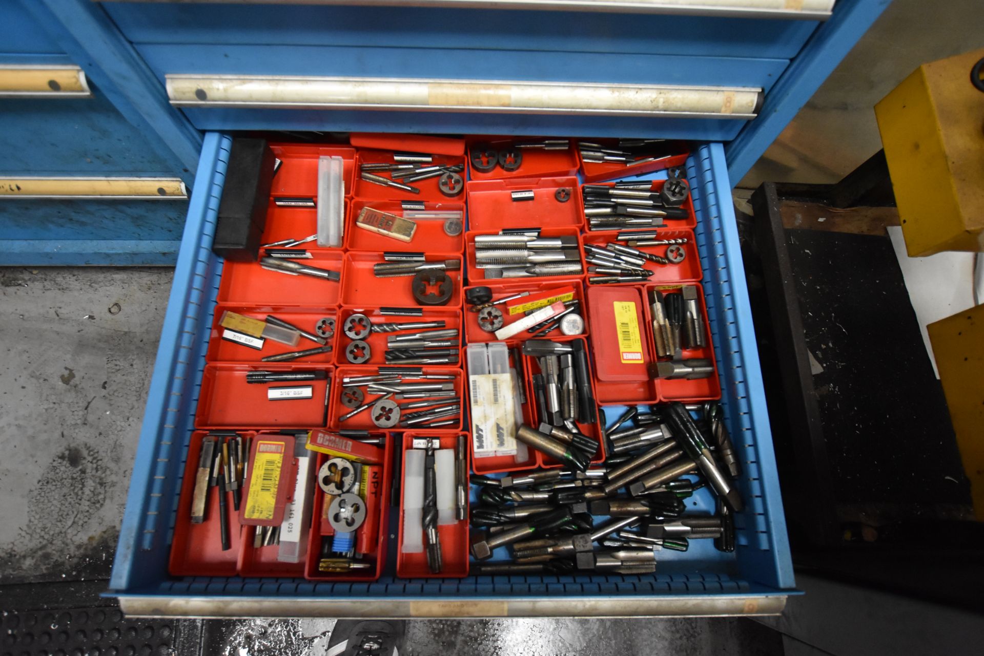 Contents of Multi-Drawer Cabinet, including mills - Image 9 of 11