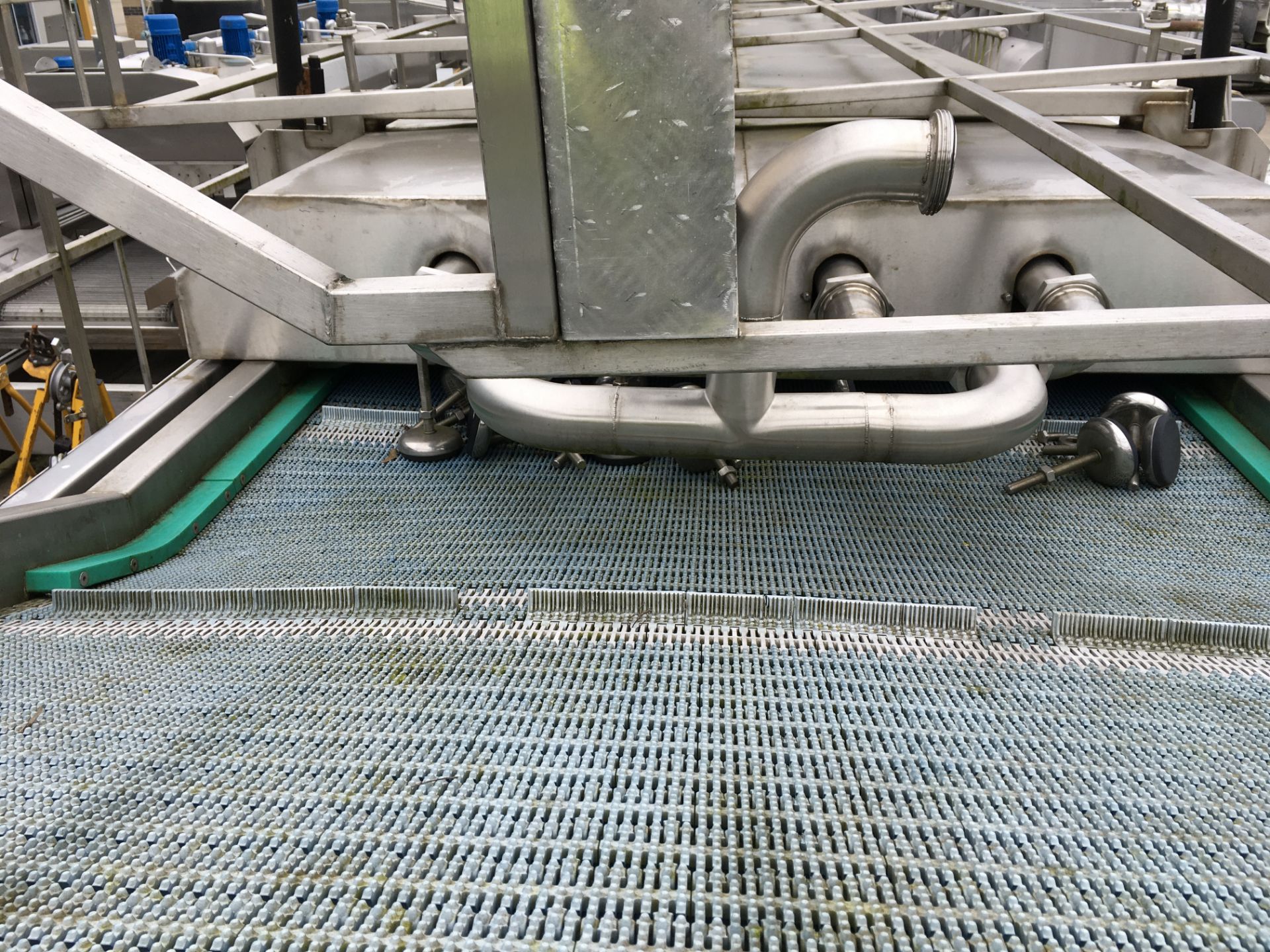 Cooling Conveyor, with gantry, approx. 7300mm long x 1500mm wide on belt x 2200mm high, £300 lift - Image 6 of 6