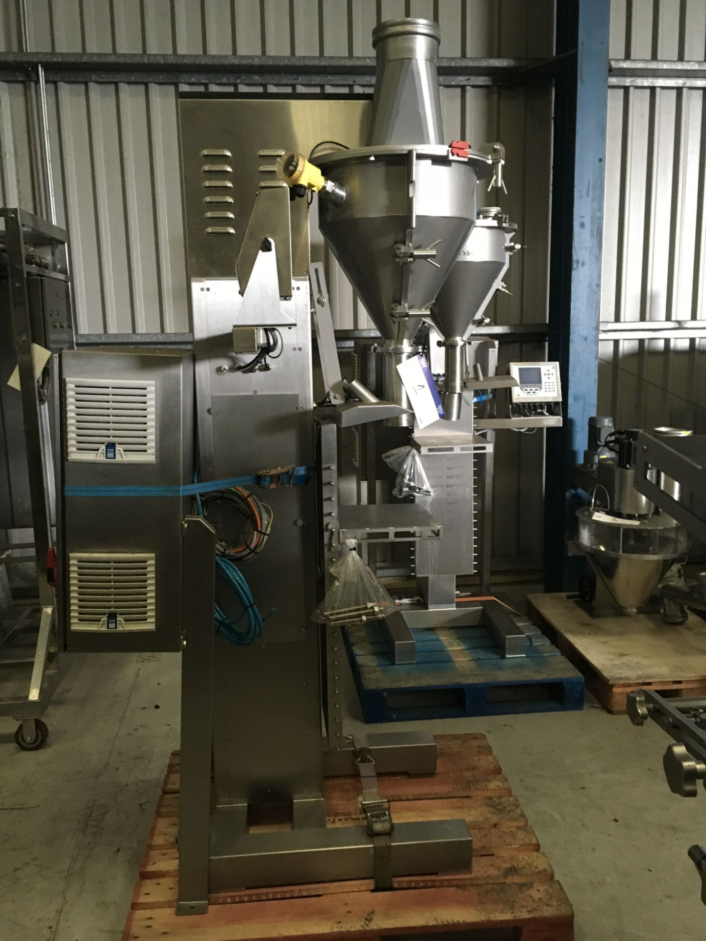 Applied Weighing Ltd POWDER FILLER, serial no. 141004, year of manufacture 2014, approx. 2300mm high - Image 3 of 4