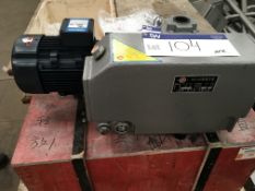 Vacuum Pump, XD40 (boxed/unused), approx. 760mm x 460mm x 420mm high, £30 lift out charge