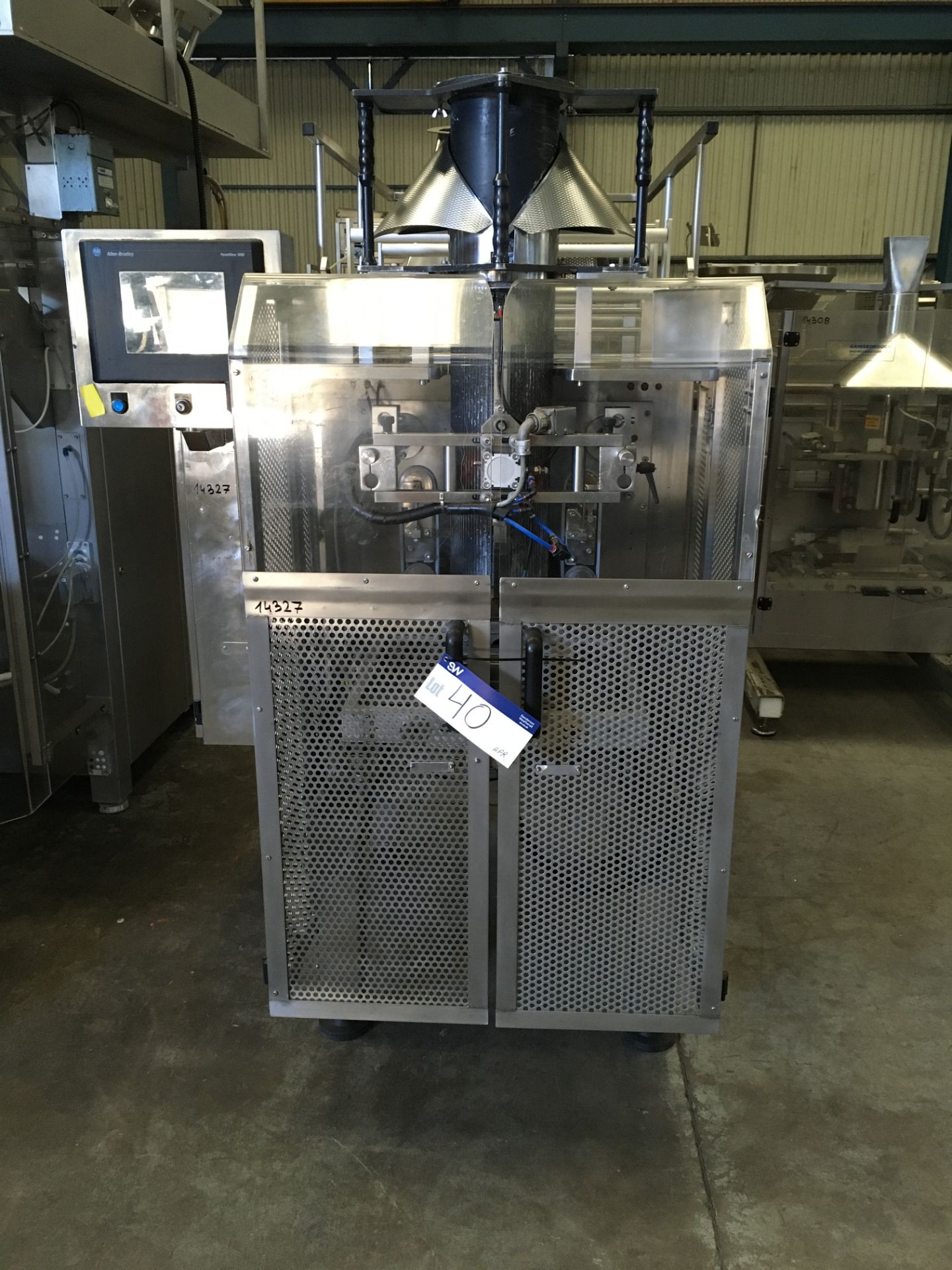 Sandiacre TG320L Vertical Form, Fill and Seal Machine, jaw approx. 320mm, forming tube 200mm