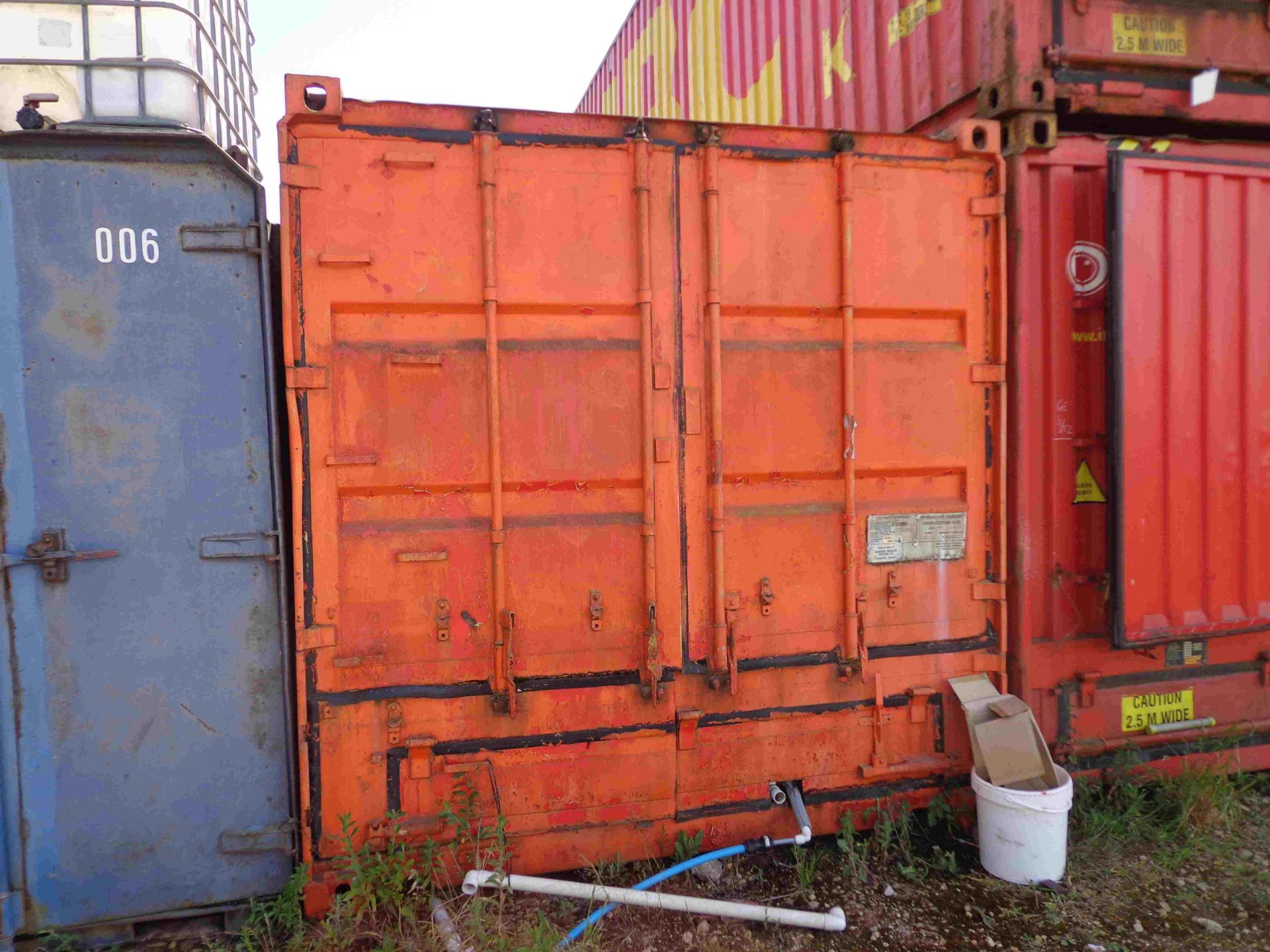 30ft Steel Container, Welfare Cabin c/w contents, (will need electrics disconnecting) - Image 2 of 4