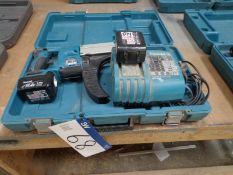 MAKITA BER540 14.4V Cordless Autofeed Screwdriver c/w 2 batteries, charger and case