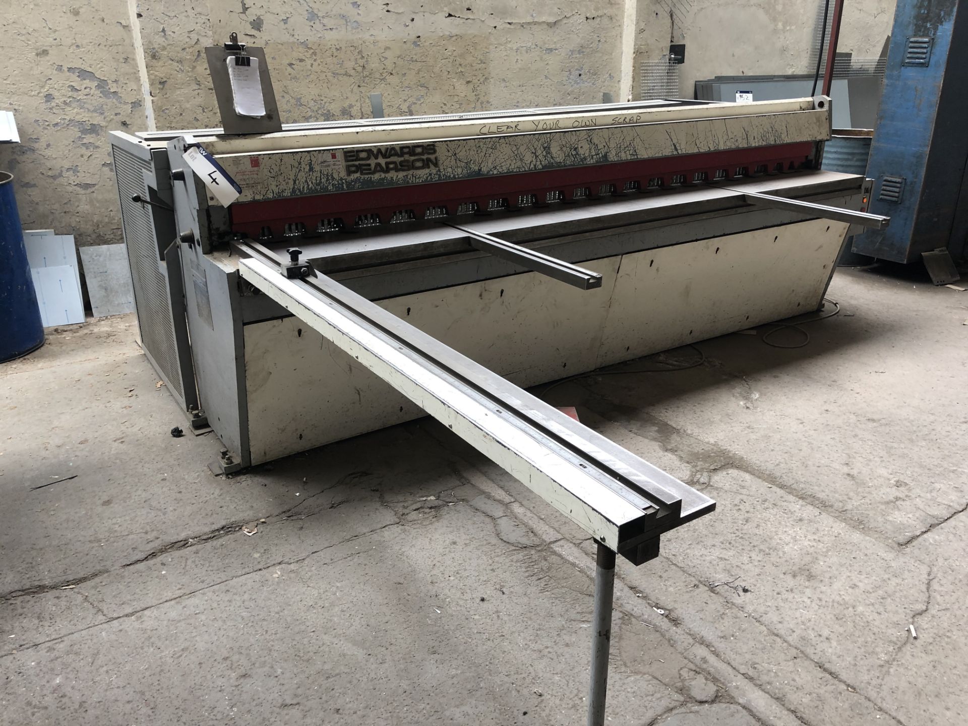 Edwards Pearson 3.5/3000 Mechanical Guillotine, Se