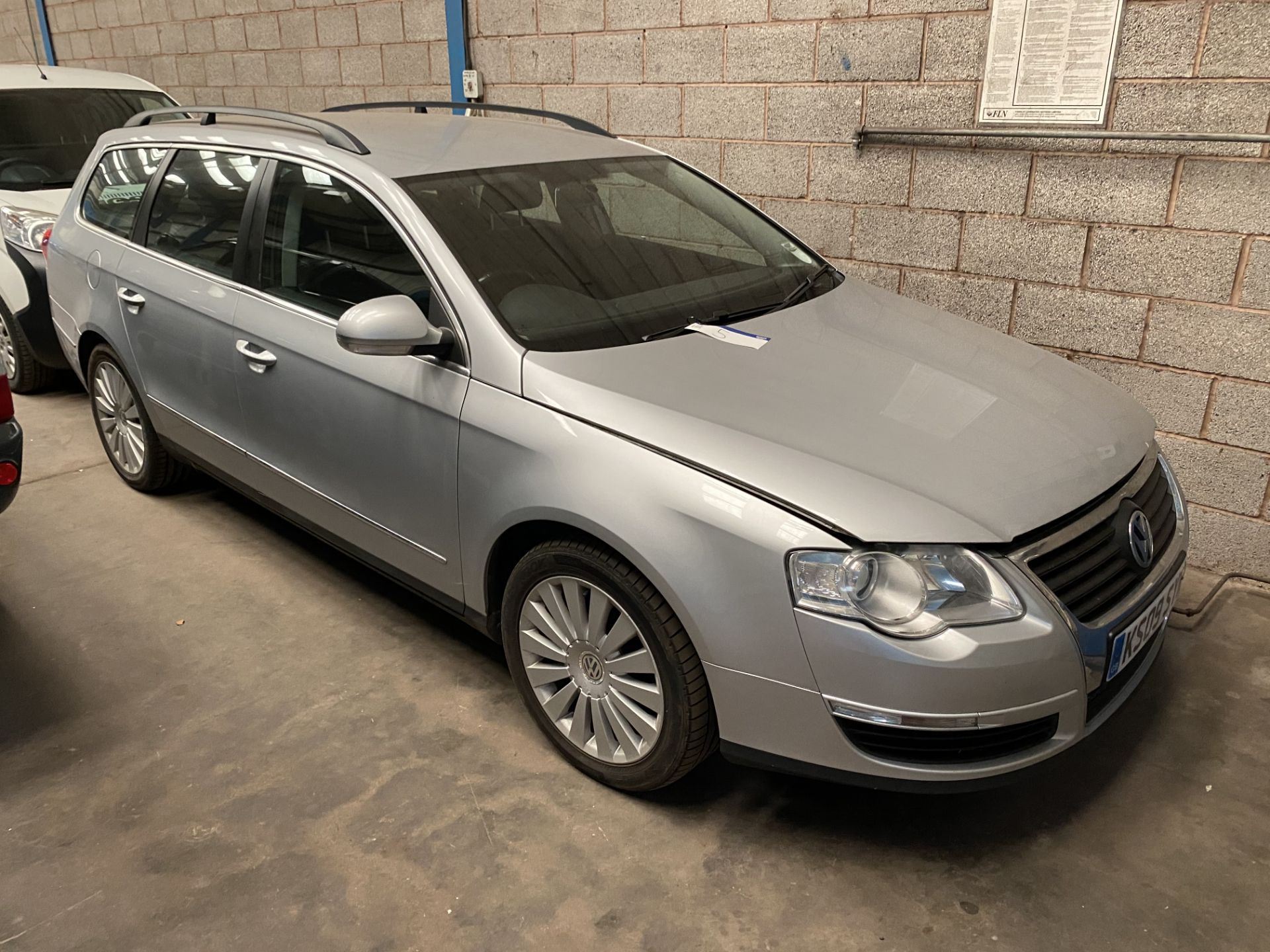 Volkswagen PASSAT HIGHLINE TDI 110 DIESEL ESTATE, registration no. KS09 SYR, date first registered