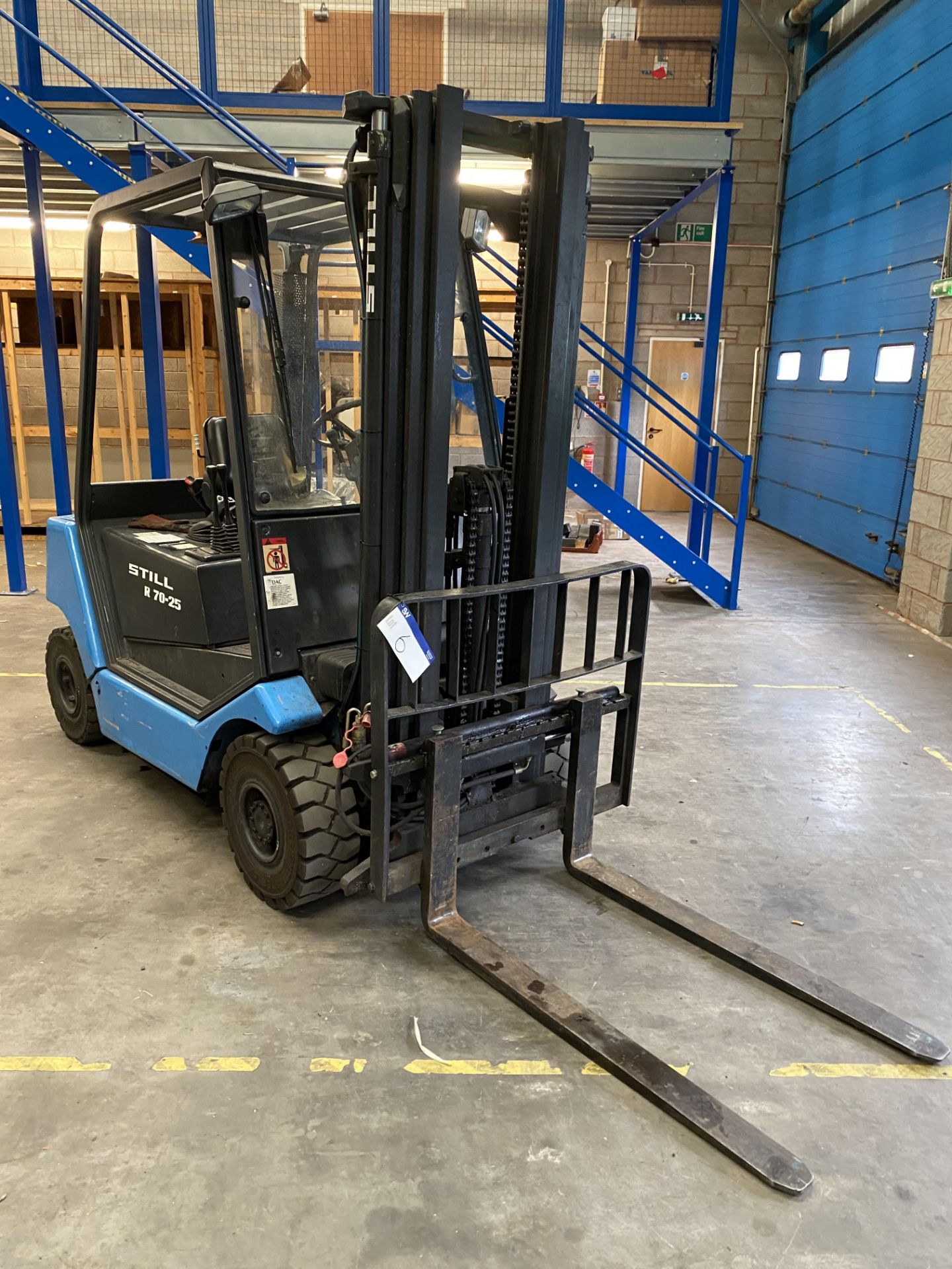 Still R 70-25 2500KG DIESEL FORK LIFT TRUCK, serial no. 517033002993, year of manufacture 1995,