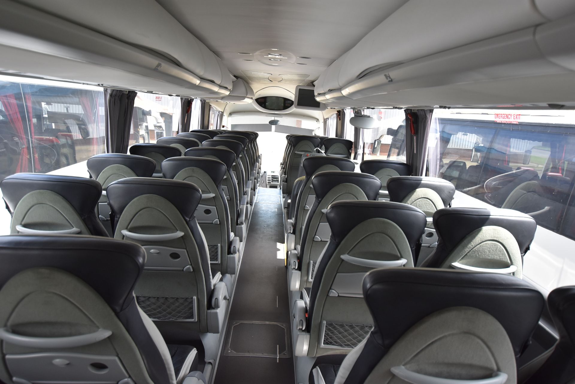 Scania K400 EB IRIZAR PB 52 SEAT SALOON COACH, reg - Image 34 of 41