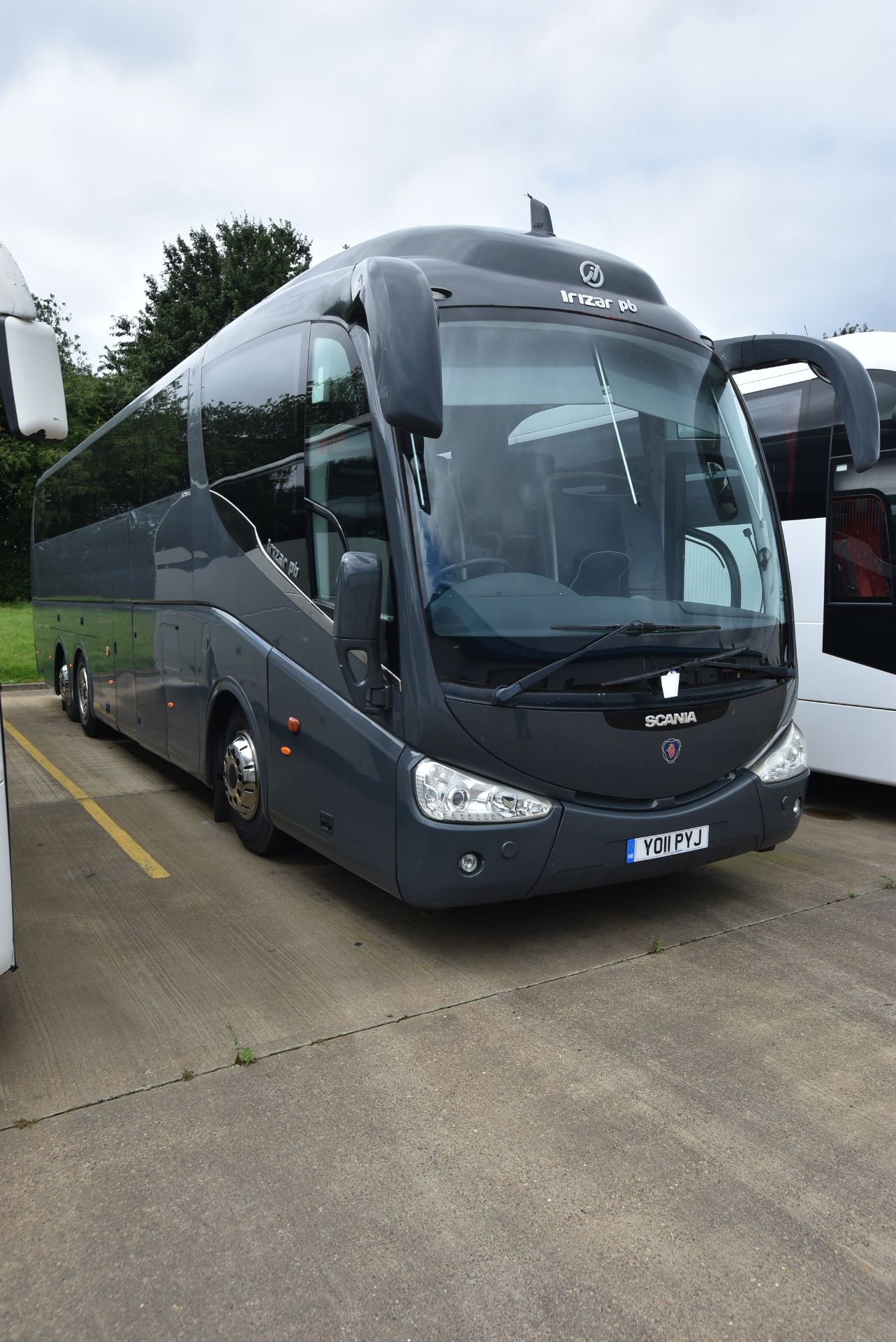 Scania K400 EB IRIZAR PB 52 SEAT SALOON COACH, reg