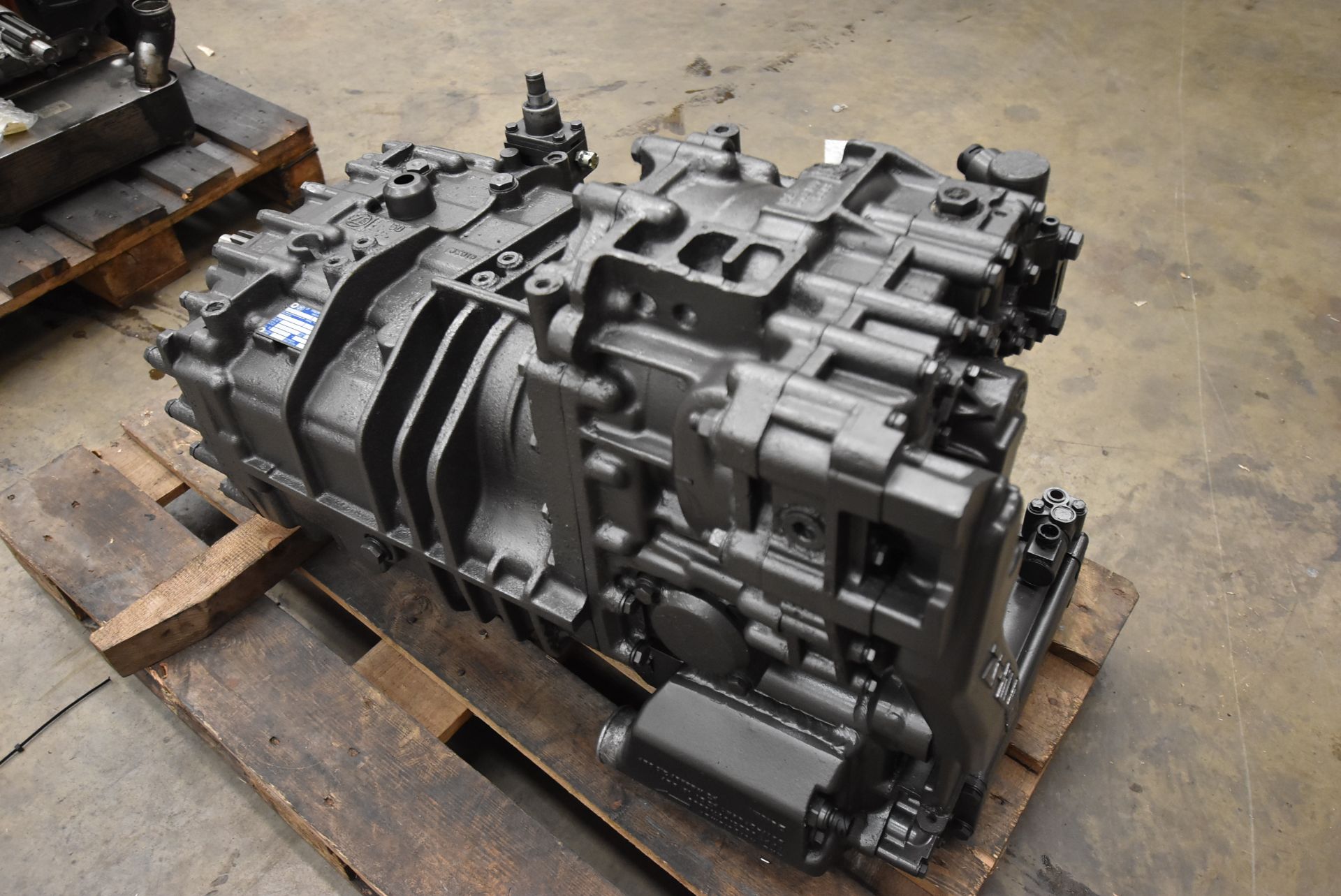 ZF Reconditioned Six Speed 1600 Gearbox (Please no - Image 2 of 4