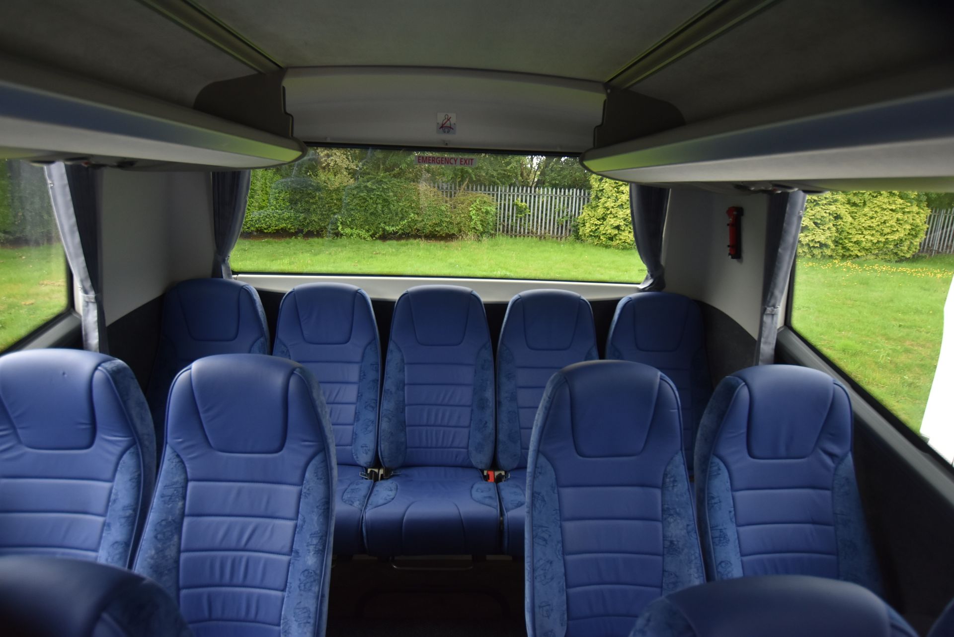 VDL FUTURA 2 FHD 129.365PR 12.9m 53 SEAT SALOON CO - Image 23 of 31