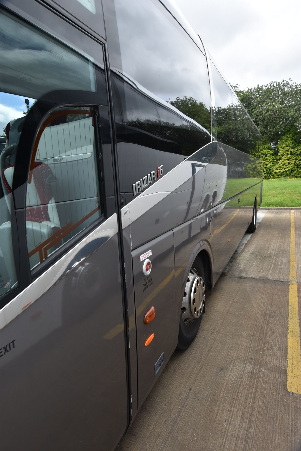 Scania K400 EB IRIZAR i6 12m 49 SEAT SALOON COACH, - Image 3 of 32