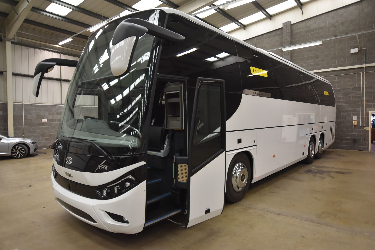 15 Coaches, Spare Parts Stock, Commercial Garage & Fabrication Plant & Equipment, Factory & Office Furnishings, Vans & Private Vehicle(700 lots)