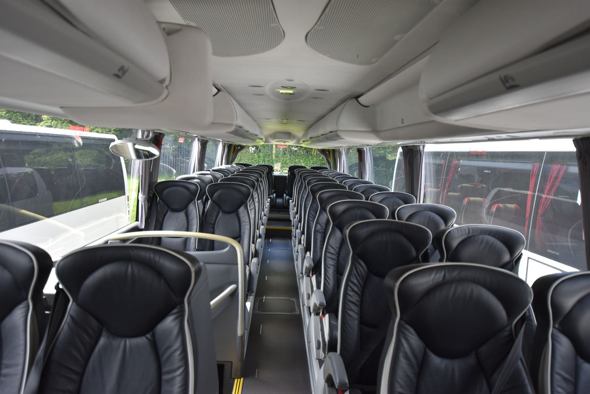 Scania K400 EB IRIZAR PB 52 SEAT SALOON COACH, reg - Image 27 of 41