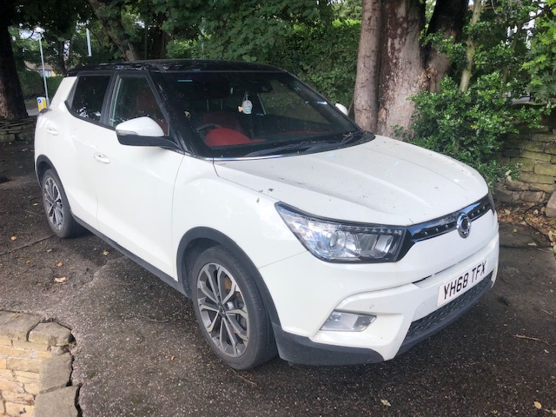 SSang Yong Tovoli ELX 1.6 Diesel Hatchback, regist - Image 2 of 9