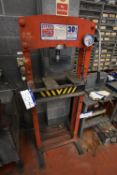 Sealey YK30FM 30T Hand Hydraulic Workshop Press, a