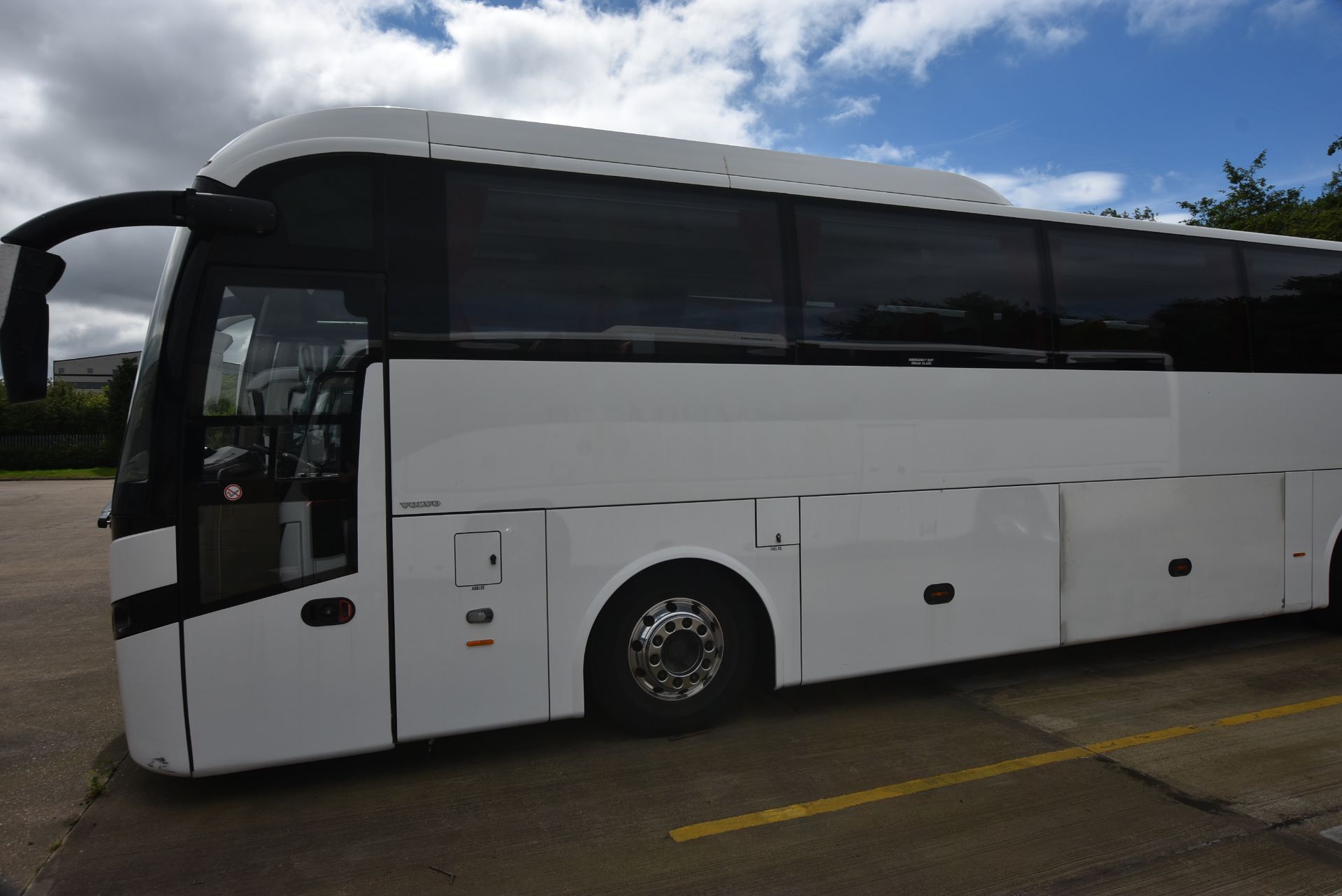 Volvo B9R JONCKHEERE JHV 12.6m 53 SEAT SALOON COAC - Image 2 of 35