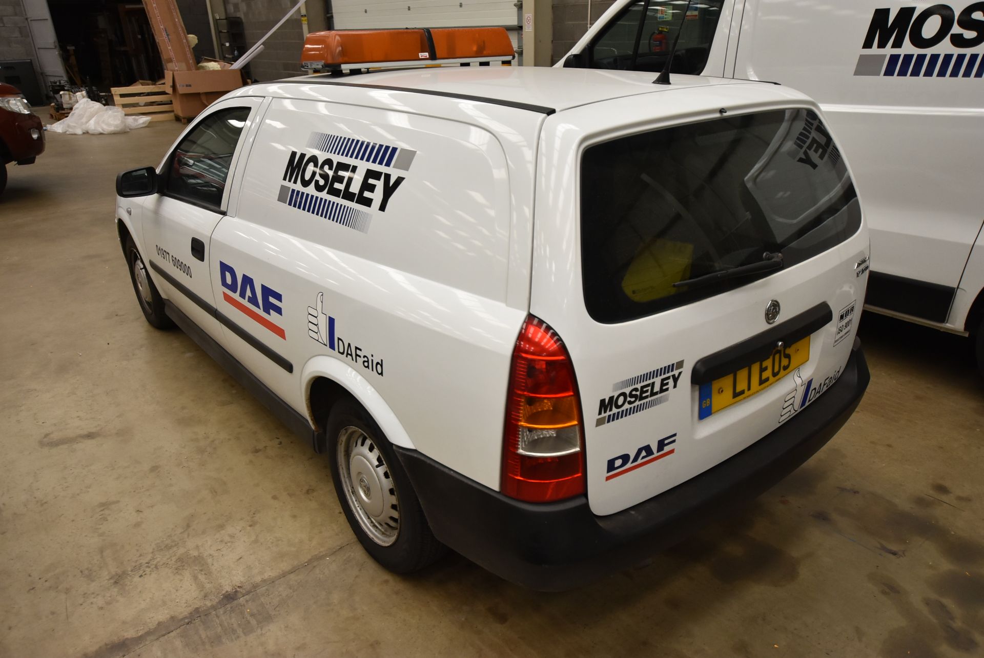 Vauxhall ASTA ENVOY DTI CAR DERIVED VAN, registrat - Image 3 of 7