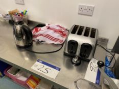 Four Slice Toaster & Russell Hobbs Kettle