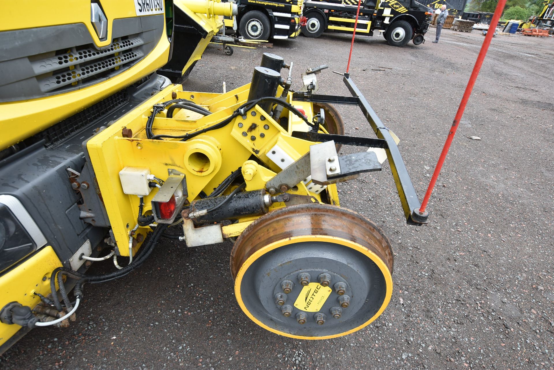 Renault PREMIUM LANDER 430.26 ROAD RAIL LHD 6x4 FLAT TRUCK FITTED CRANE & GAMMA MEWP, registration - Image 30 of 32