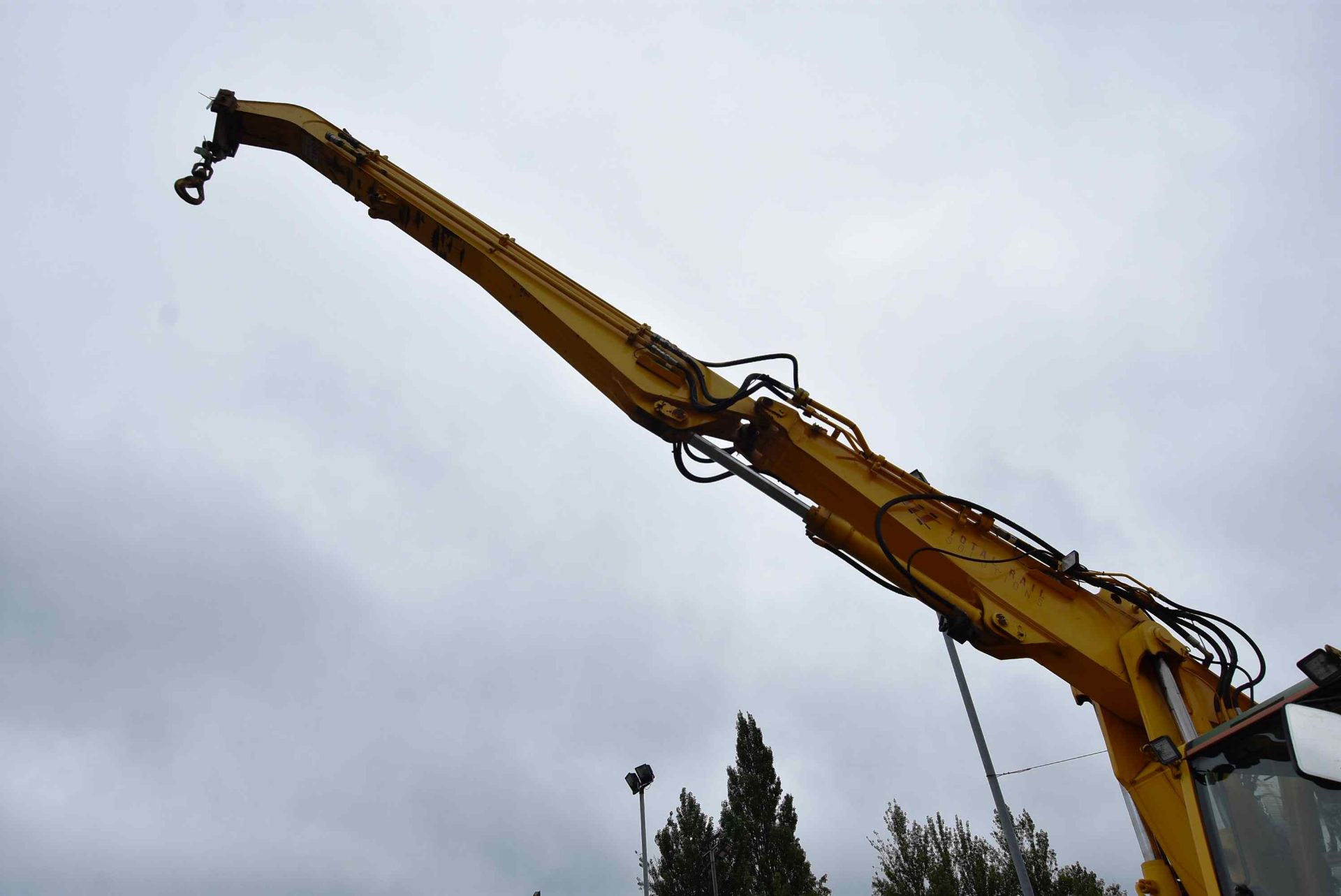 Rexquote Case MEGARAILER WX170 ROAD RAIL EXCAVATOR, (type 9B), serial no. CGG0232762, 2004, 10,019 - Image 3 of 18