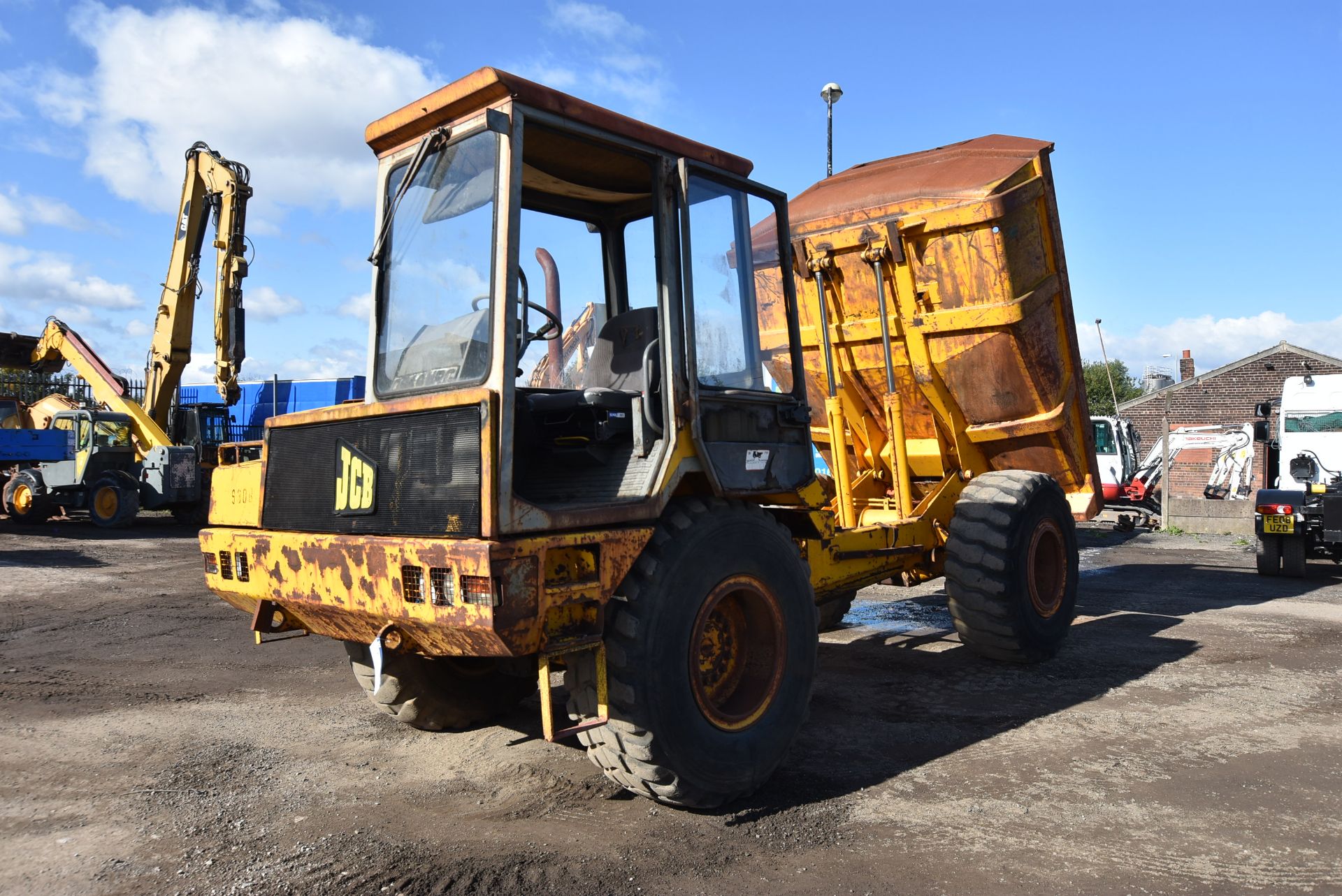 JCB 712 ARTICULATED DUMP TRUCK, serial no. 803231S (lot located at 55 Clifton Street, Miles