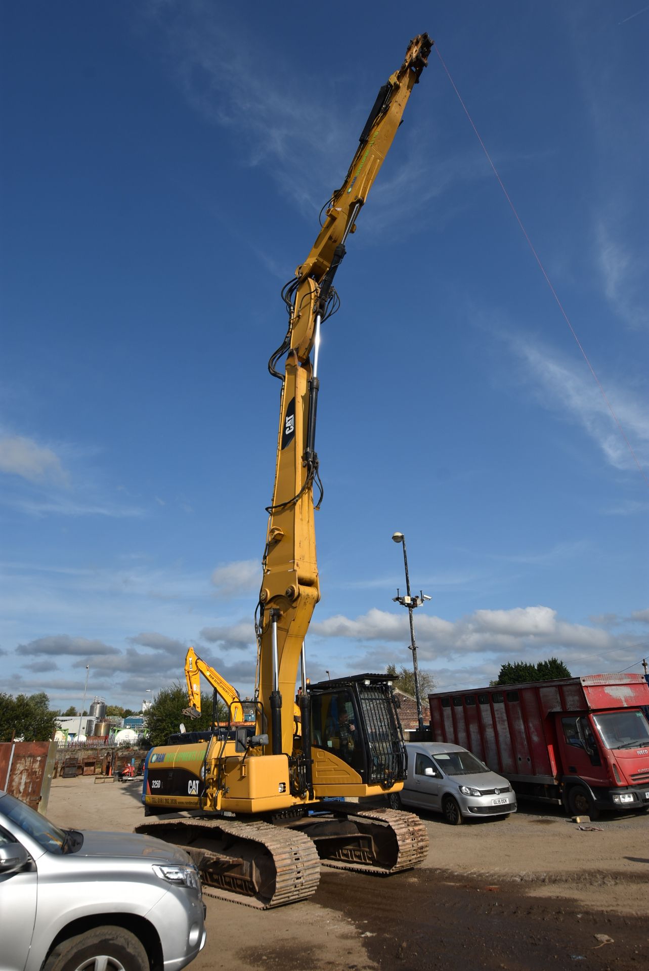 Caterpillar 325DL HIGH REACH 16m TRACKED EXCAVATOR - Image 2 of 22