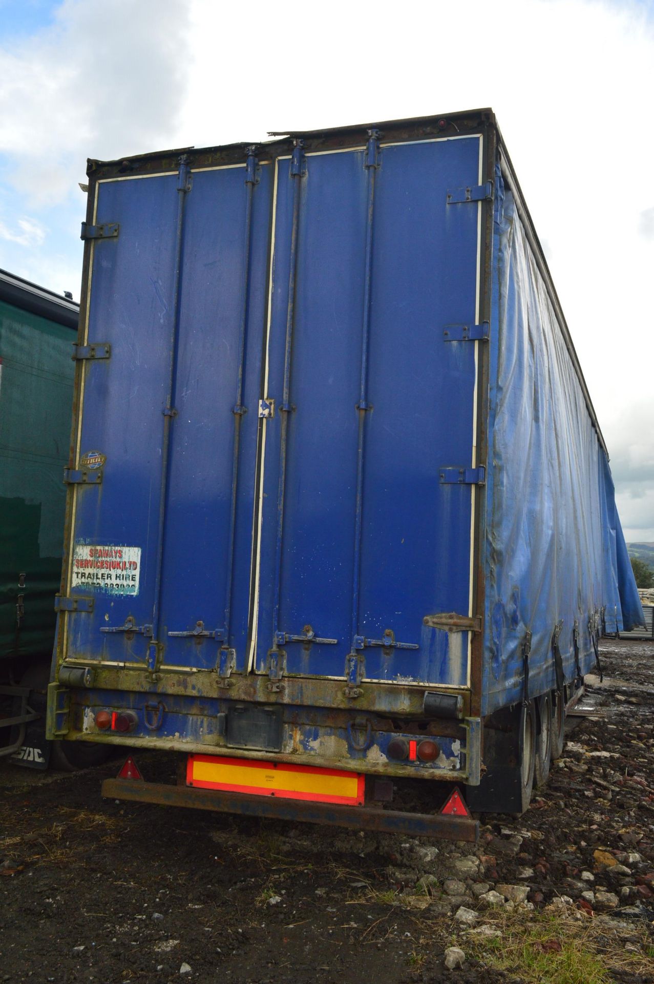 SDC Tri Axle Curtainside Trailer, VIN SDCC64553AAA59455, year of manufacture 2005, 39,000kg max. - Image 8 of 12