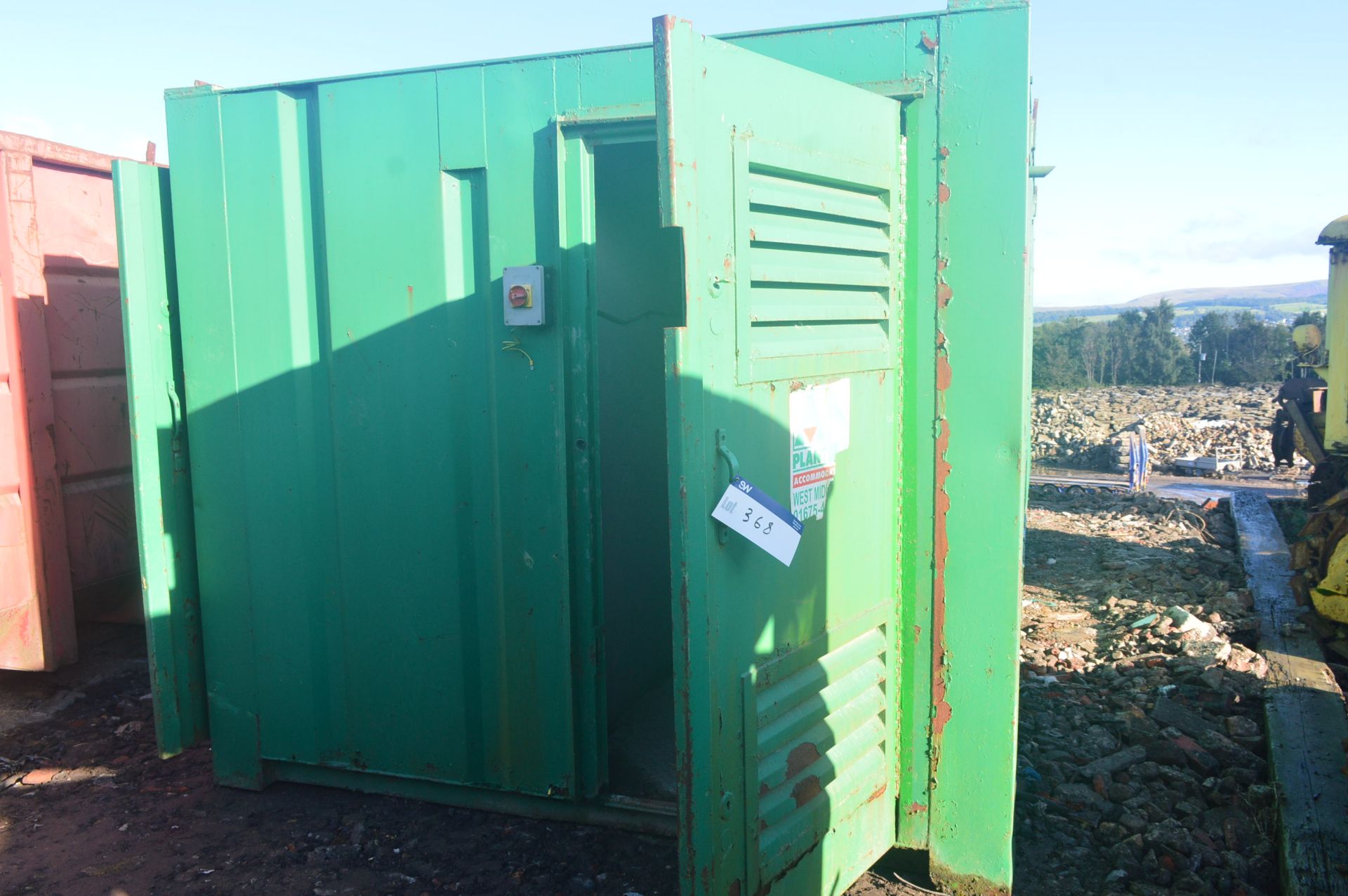 Welfare/ Toilet Cabin, approx. 2.5m x 2.7m x 2.25m high (lot located at Moorfield Drive, Altham, - Image 4 of 10