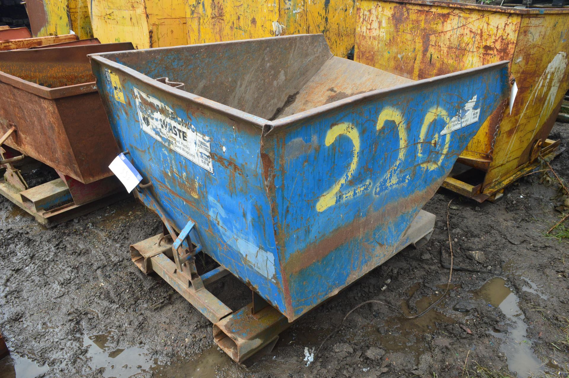 Steel Fork Truck Tip Skip, approx. 1.6m (lot located at Moorfield Drive, Altham, Accrington, - Image 3 of 3