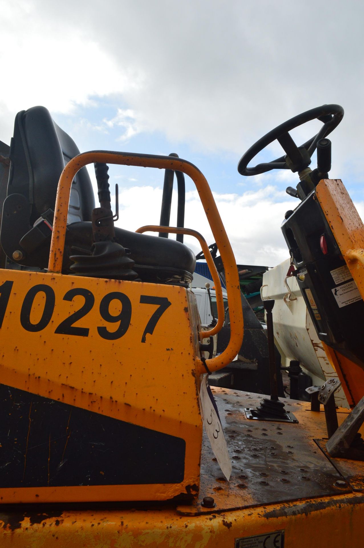 Thwaites MACH590 9T DUMPER, VIN SLCM590Z1106C0340, year of manufacture 2011, indicated hours 4081 ( - Image 6 of 7