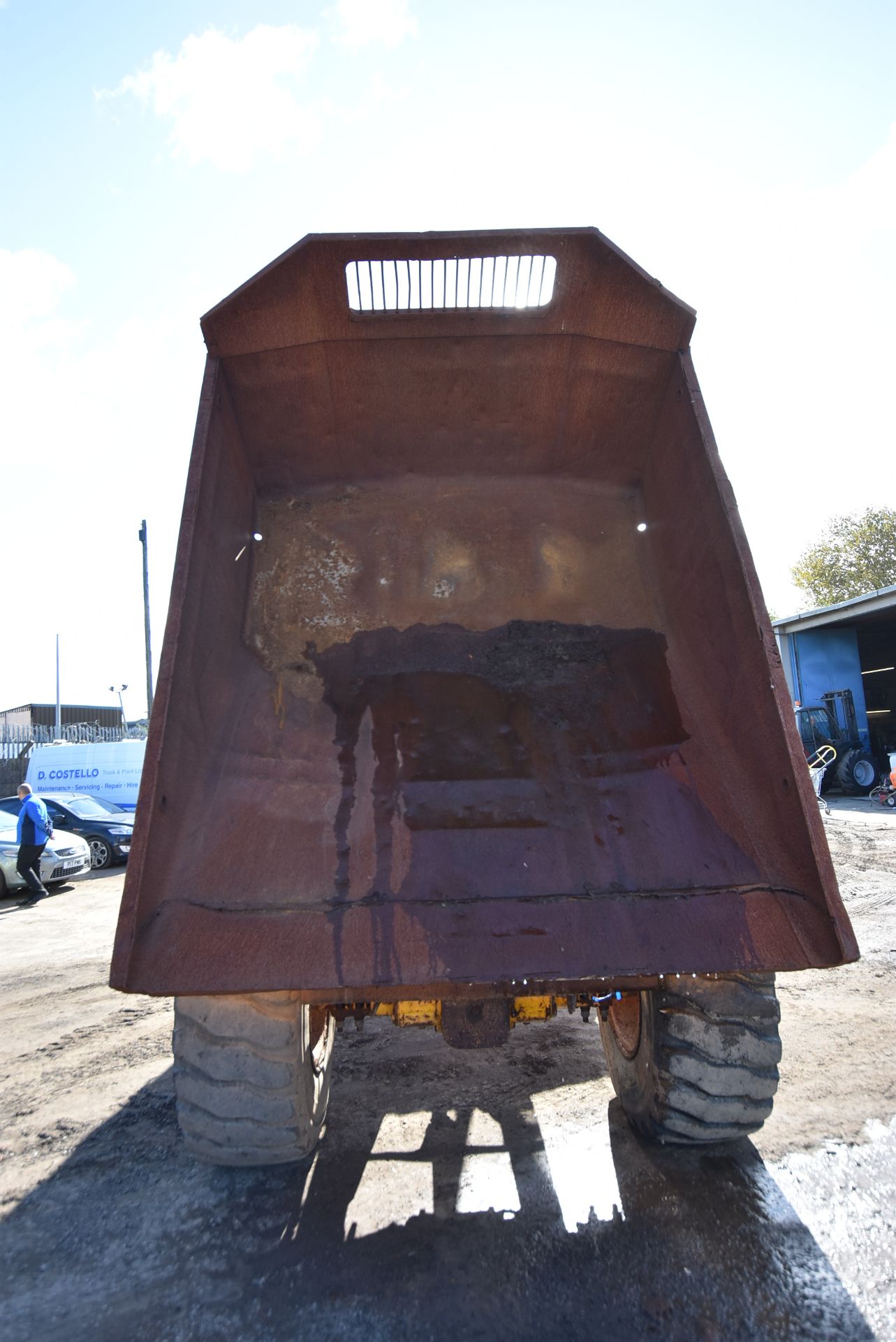 JCB 712 ARTICULATED DUMP TRUCK, serial no. 803231S (lot located at 55 Clifton Street, Miles - Image 5 of 10