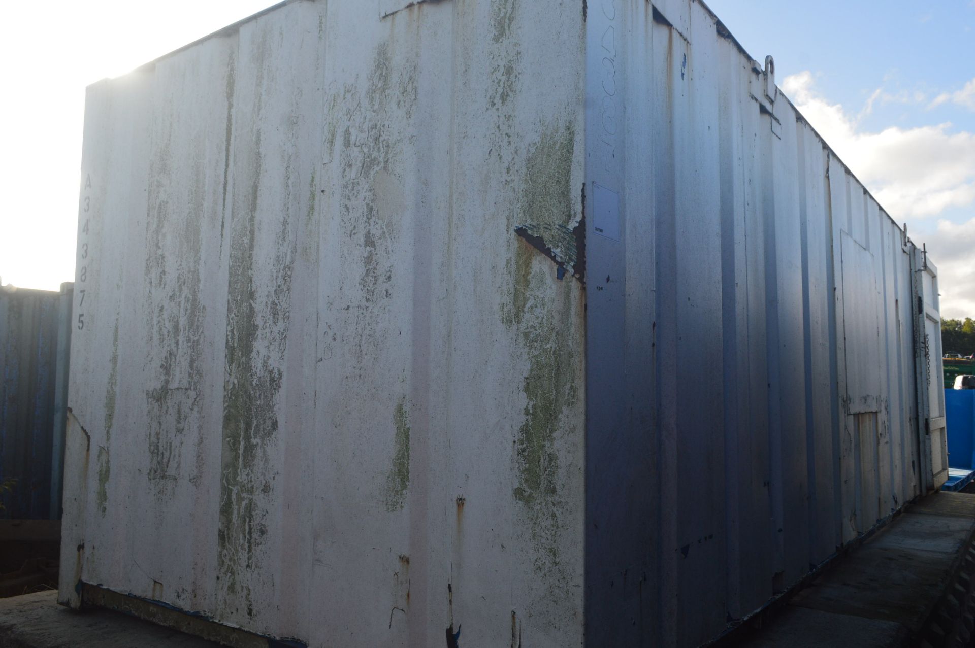 20ft Steel Cargo Container (no floor) (lot located at Moorfield Drive, Altham, Accrington, - Image 2 of 7