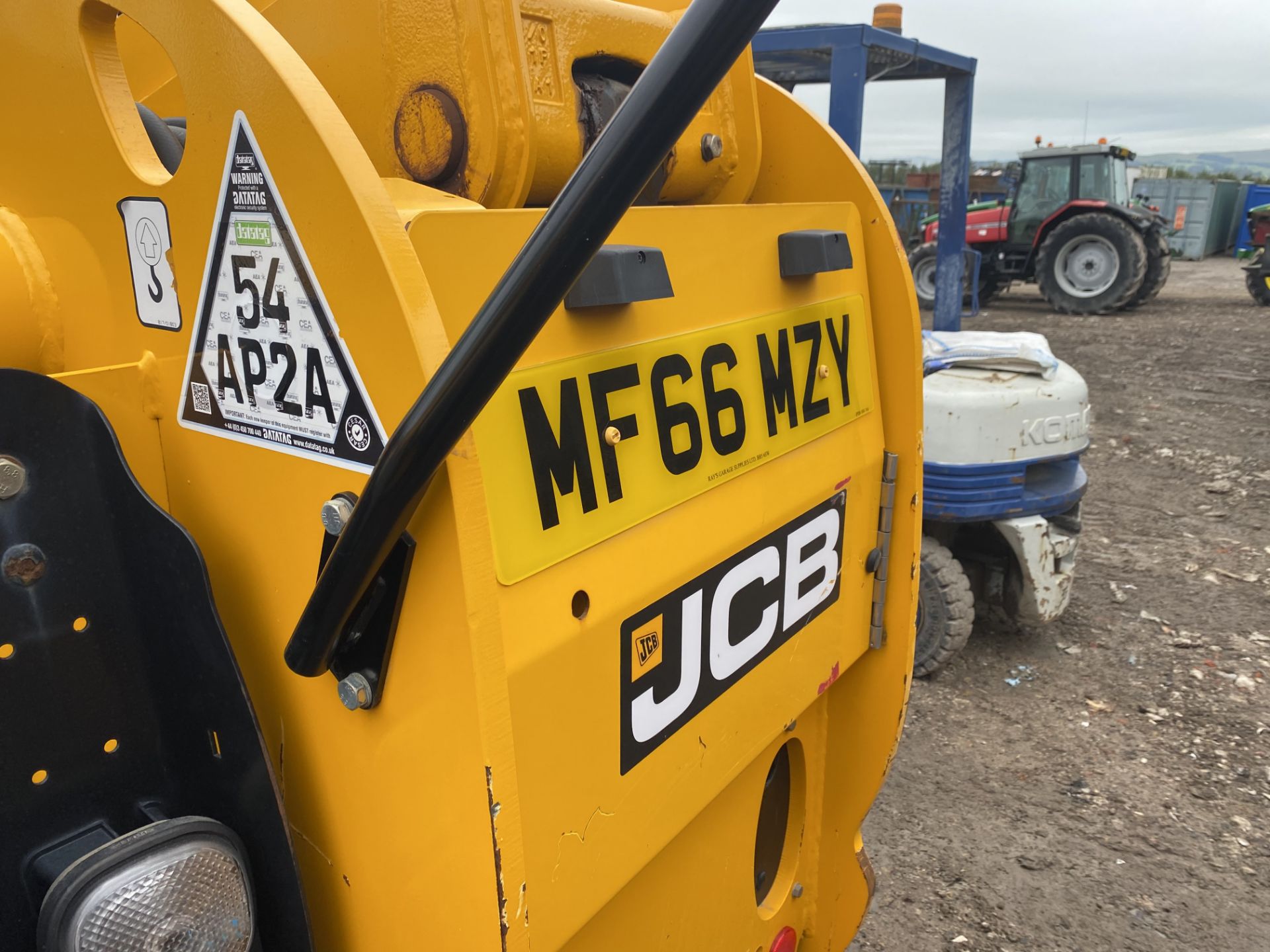 JCB T4 IV 531-70 LOADALL TELEHANDLER, registration no. MF66 MZY, date first registered 16/09/16, - Image 6 of 8