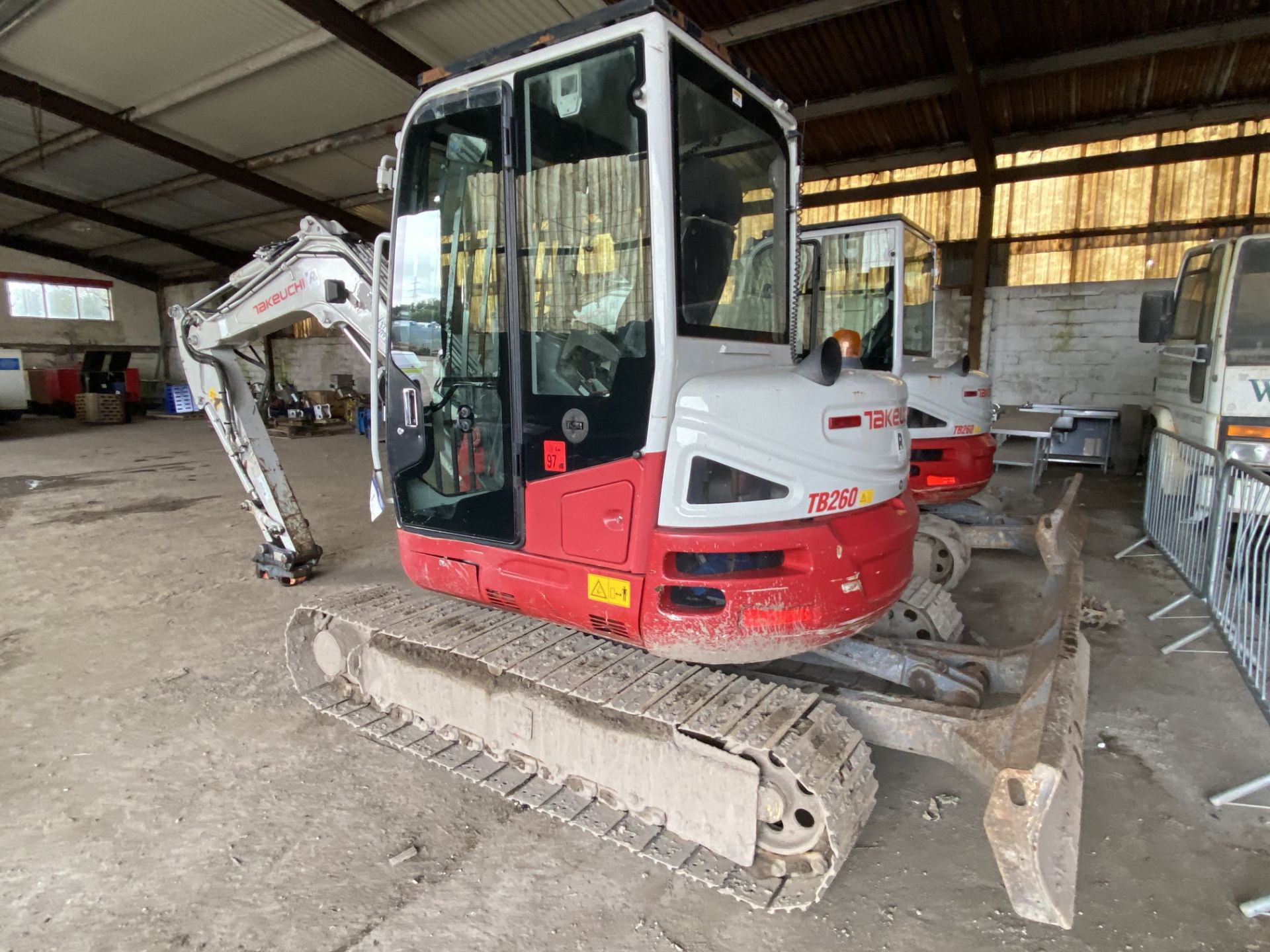 Takeuchi TB260 COMPACT TRACKED EXCAVATOR, serial no. 126001.690, year of manufacture 2016, indicated - Image 5 of 8