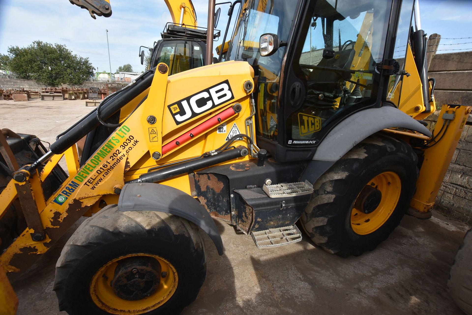 JCB 3CXSM 4T ECO BACK HOE LOADER, PIN JCB3CX4TH02100202, registration no. MX12 LRY, date first - Image 3 of 12