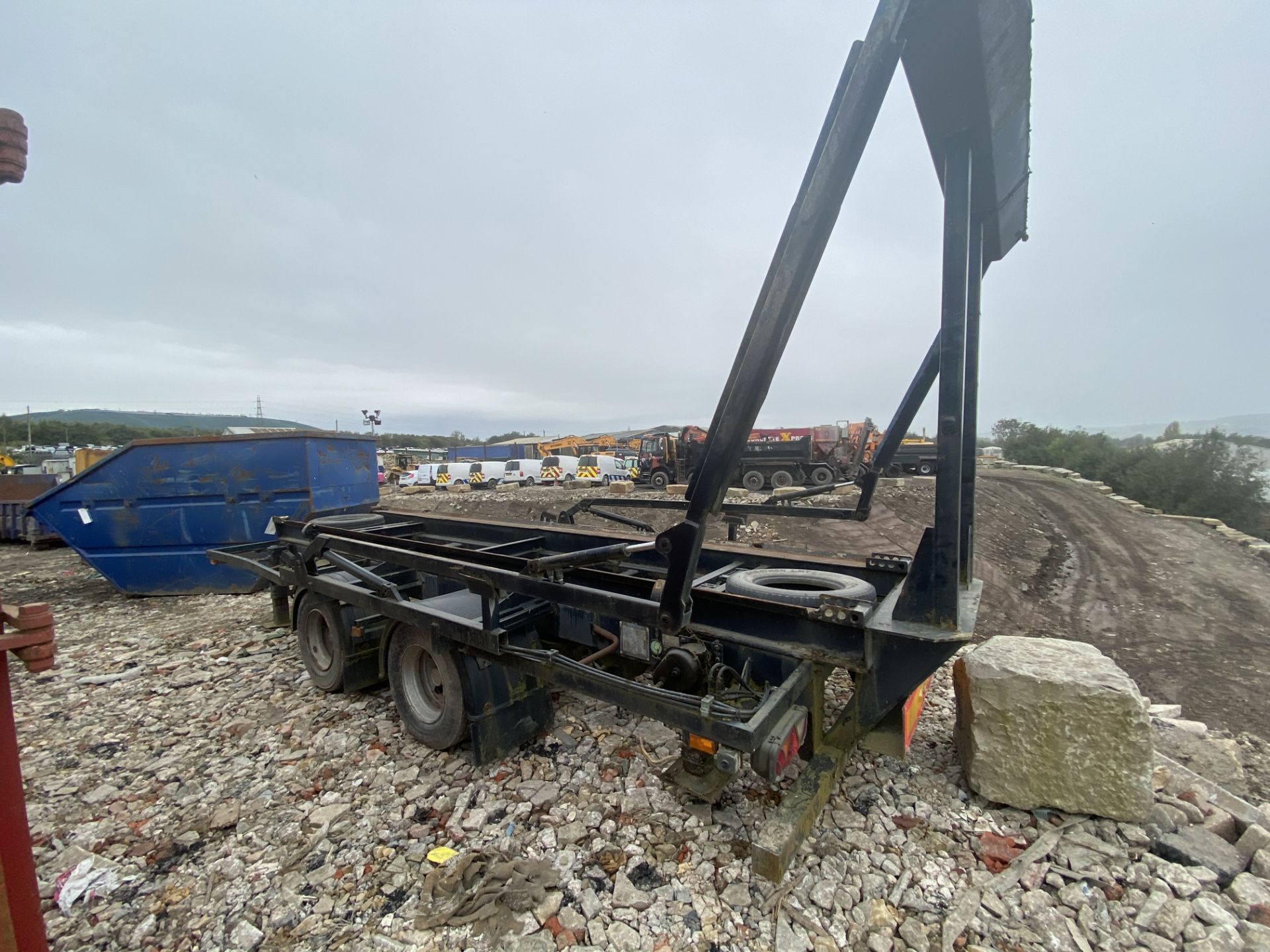 Tandem Axle Hook Grab Skip Trailer, (lot located at Moorfield Drive, Altham, Accrington, Lancashire, - Image 4 of 4