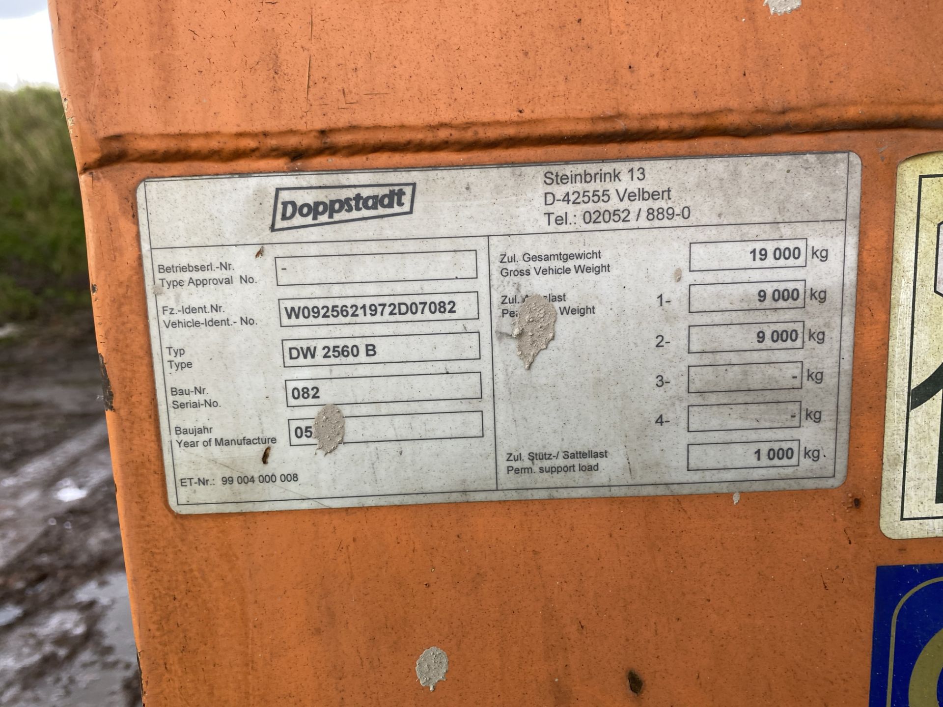 Doppstadt DW 250 B TANDEM AXLE SHREDDER, serial no. 082, year of manufacture 2005, indicated hours - Image 6 of 6